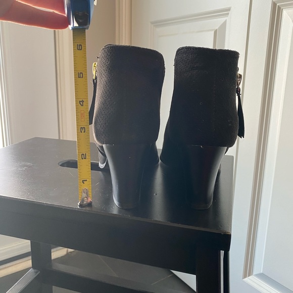 Qupid Brand (Nava) Booties. Size 6. Black synthetic sued. Outer zip. - Picture 7 of 7